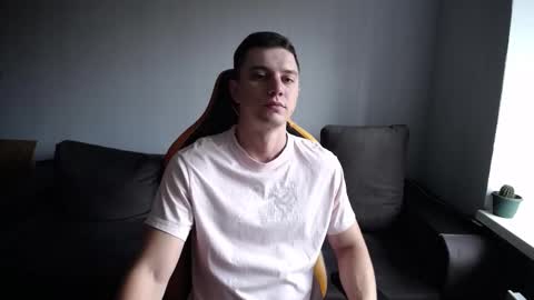 Nick   online show from October 2025 10:25:01 AM