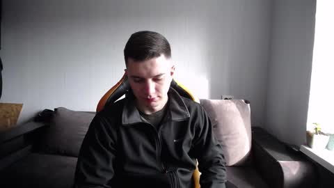 Nick   online show from October 2025 07:49:02 AM