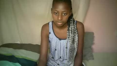 Snapshot of therry_heart chatting on October 2025 02:59:01 PM hearty online show from October 2025 02:59:01 PM