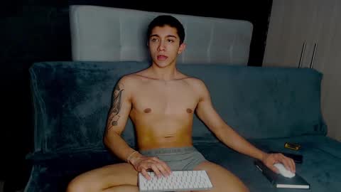 thesaint_xxx online show from September 2025 05:07:02 AM