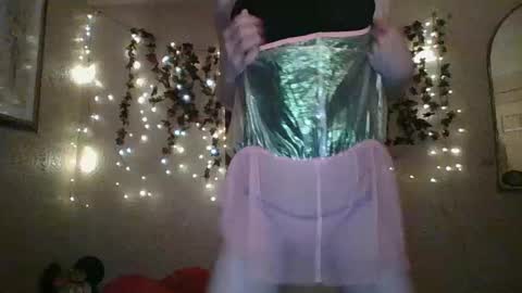 sillymillie0 online show from October 2025 11:47:02 PM