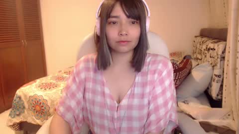 Mai online show from February 2025 05:37:01 AM