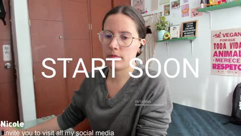 Snapshot of thetropicalseduction chatting on December 2024 07:39:02 PM Nicole online show from December 2024 07:39:02 PM