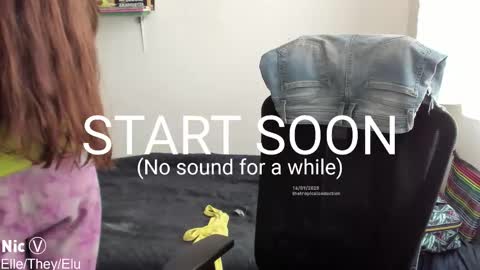 Snapshot of thetropicalseduction chatting on September 2025 12:06:01 PM Nicole online show from September 2025 12:06:01 PM