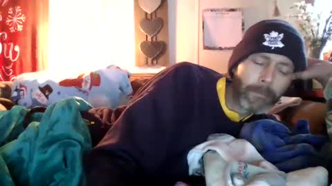 Snapshot of theycallmemellowthebreeze chatting on December 2024 05:37:02 PM mellow online show from December 2024 05:37:02 PM