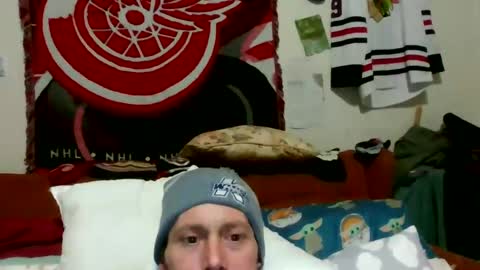 Snapshot of theycallmemellowthebreeze chatting on March 2025 04:52:02 AM mellow online show from March 2025 04:52:02 AM