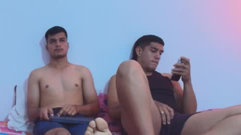 Snapshot of thiago__diaz chatting on November 2025 01:43:02 PM Thiago Diaz online show from November 2025 01:43:02 PM