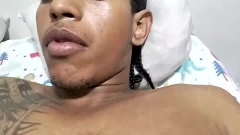 thiago_bigcockx online show from November 2025 08:18:01 PM