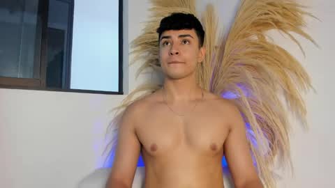 Thiago  online show from November 2025 06:09:02 PM