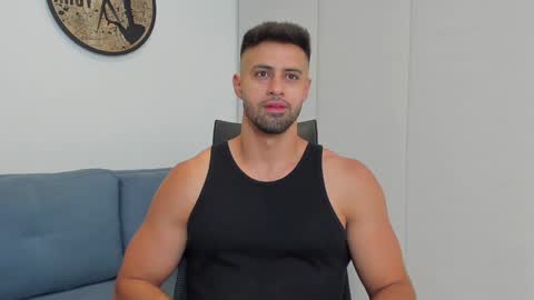 thiago_driussi online show from December 2024 12:24:01 AM