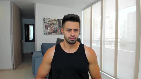 thiago_driussi online show from February 2025 03:39:01 PM