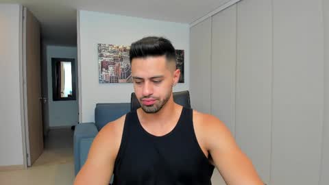 thiago_driussi online show from February 2025 04:46:02 AM