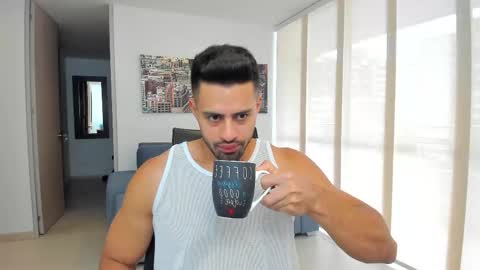 thiago_driussi online show from February 2025 03:45:02 PM