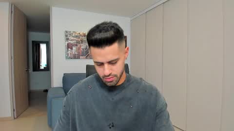 thiago_driussi online show from February 2025 02:56:02 AM