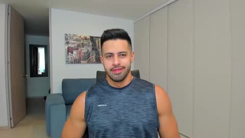 thiago_driussi online show from February 2025 01:21:02 AM