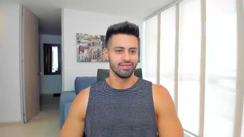 thiago_driussi online show from February 2025 04:46:02 PM