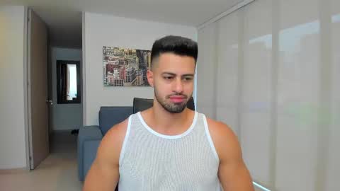 thiago_driussi online show from March 2025 09:48:02 PM
