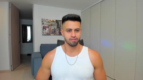 thiago_driussi online show from March 2025 12:54:02 AM