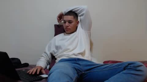 Snapshot of thiago_hot_boy chatting on December 2024 10:28:02 AM Thiago independent model online show from December 2024 10:28:02 AM