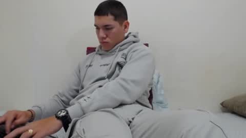 Snapshot of thiago_hot_boy chatting on January 2025 11:16:01 AM Thiago independent model online show from January 2025 11:16:01 AM