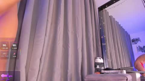 SanThiago online show from October 2025 08:27:02 PM