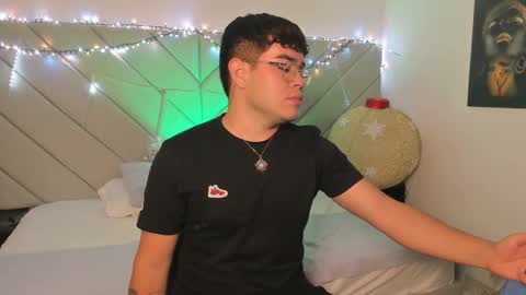 thiago_occonor online show from November 2025 02:21:01 AM