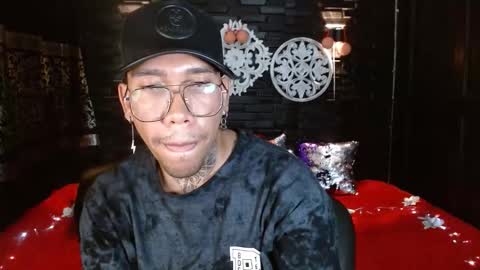 Snapshot of thian_knox chatting on December 2025 06:15:02 PM THIAN online show from December 2025 06:15:02 PM