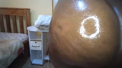 Snapshot of thiccyra90920 chatting on September 2025 01:05:02 PM thickiana online show from September 2025 01:05:02 PM