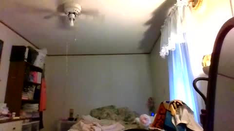 Snapshot of thickassazn93 chatting on November 2025 06:09:02 PM thickassazn93 online show from November 2025 06:09:02 PM