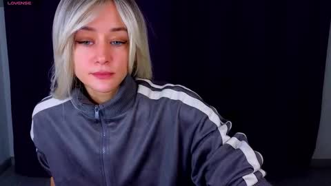 Snapshot of thief_of_hearts_ chatting on October 2025 11:46:02 PM thief_of_hearts_ online show from October 2025 11:46:02 PM