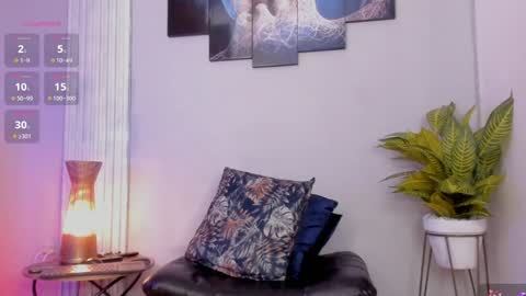 Thomas Eliott   independent model online show from December 2024 01:36:02 AM