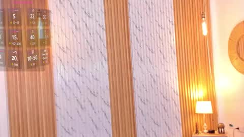 Thomas online show from October 2025 02:25:02 PM