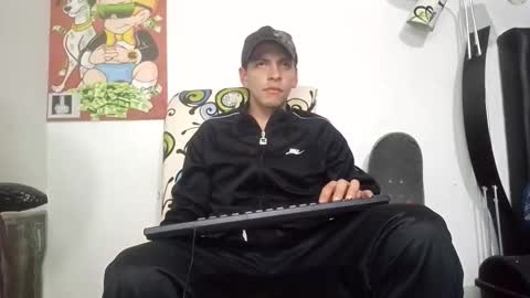 Thomasjons  online show from September 2025 04:23:01 AM