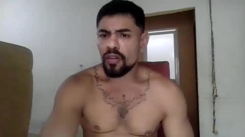 Snapshot of thonybeiio chatting on October 2025 07:00:01 PM thonybeiio online show from October 2025 07:00:01 PM