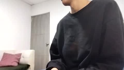 Snapshot of thonymaster chatting on October 2025 12:32:01 AM thonyy online show from October 2025 12:32:01 AM