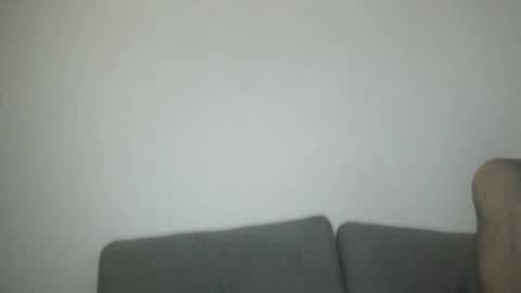 Snapshot of throwawayyourgun chatting on September 2025 04:45:01 PM Luka online show from September 2025 04:45:01 PM