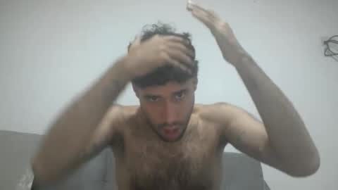 Snapshot of throwawayyourgun chatting on October 2025 05:25:02 PM Luka online show from October 2025 05:25:02 PM