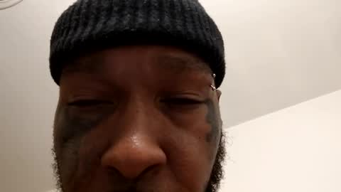 Snapshot of thuggpassion313 chatting on November 2025 08:24:01 AM thuggpassion313 online show from November 2025 08:24:01 AM