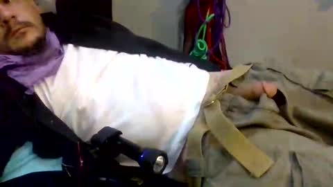 Snapshot of thunder8u42 chatting on October 2025 05:13:02 PM thunder8u42 online show from October 2025 05:13:02 PM