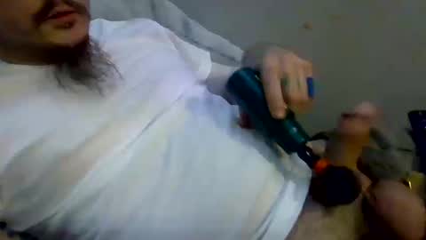 Snapshot of thunder8u42 chatting on October 2025 09:32:02 AM thunder8u42 online show from October 2025 09:32:02 AM