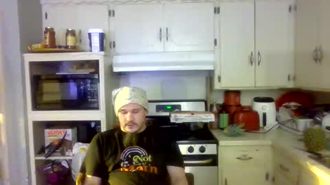 Snapshot of thunder8u42 chatting on October 2025 08:26:01 AM thunder8u42 online show from October 2025 08:26:01 AM