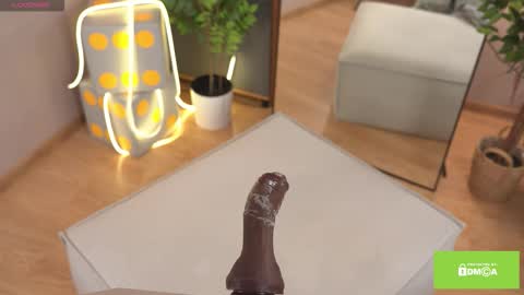 Snapshot of thunder_suck chatting on October 2025 08:37:02 AM Brittney online show from October 2025 08:37:02 AM