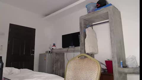 thybautsenses online show from September 2025 07:31:01 AM