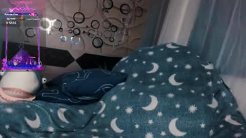 tiameow online show from October 2025 07:36:01 PM