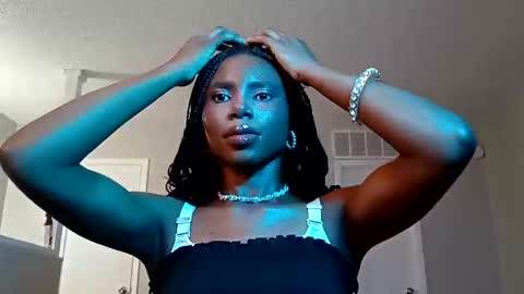 Tia online show from September 2025 01:06:02 AM
