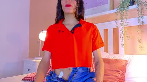 TIANA  online show from October 2025 07:54:01 PM