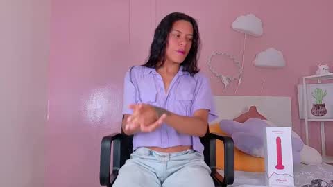 TIANA  online show from October 2025 08:07:02 PM