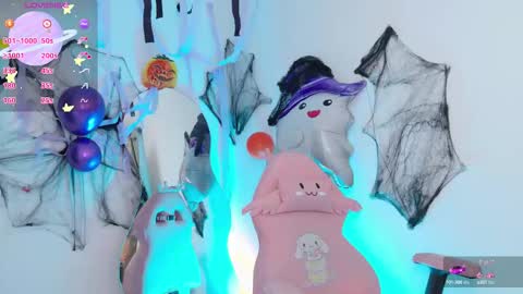 Tiana Le online show from October 2025 02:33:01 AM