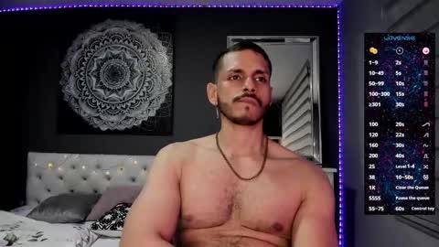 Tian Zilac online show from October 2025 11:27:02 PM