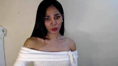 Snapshot of tiara_gurl16 chatting on October 2025 10:36:01 PM tiara online show from October 2025 10:36:01 PM